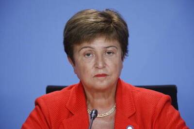 Кристалина Георгиева - В МВФ предупредили о рисках для мировой экономики из-за омикрон-штамма - lenta.ru