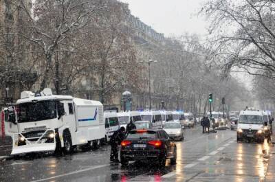 В Париже с 31 декабря введут масочный режим на улицах - govoritmoskva.ru - Париж