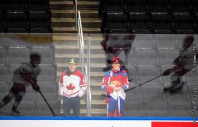 Молодежный чемпионат мира по хоккею официально отменен - sport-interfax.ru - Москва - Канада