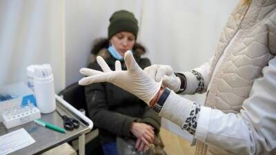 В России за сутки выявили 21 073 случая коронавируса - russian.rt.com - Россия