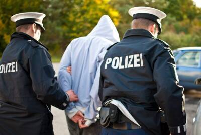 В Мюнхене акции противников антиковидных мер вылились в стычки с полицией и мира - cursorinfo.co.il - Германия