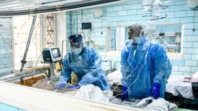 На Украине выявили 13 206 случаев коронавируса за сутки - russian.rt.com - Украина