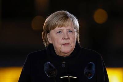 Ангела Меркель - Покидающая пост канцлера ФРГ Меркель последний раз обратилась к народу - lenta.ru - Германия