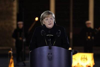 Ангела Меркель - Меркель в последнем видеообращении на посту канцлера ФРГ призвала жителей страны привиться - argumenti.ru - Германия
