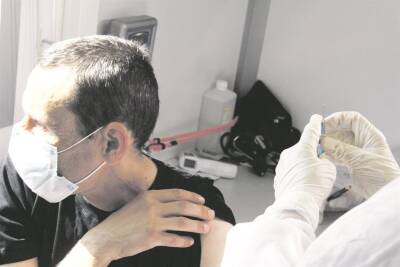 Пять острых вопросов о прививке. Специалисты уточнили правила вакцинации - ulpravda.ru