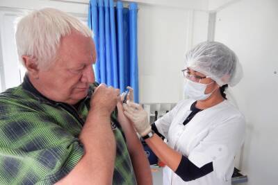 Жителей сельских районов Удмуртии доставляют на вакцинацию на спецтранспорте - gorodglazov.com - республика Удмуртия