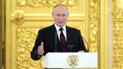 Владимир Путин - Путин пообещал поддержать любые инициативу в пользу волонтеров - vm.ru - Россия