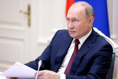 Владимир Путин - Франческо Роккой - Путин заявил о стремлении России не принуждать граждан к вакцинации - lenta.ru - Россия