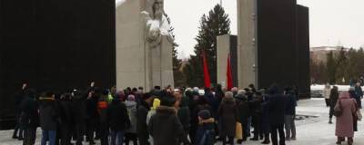 Новосибирцы вышли на акцию протеста против QR-кодов - runews24.ru - Новосибирск