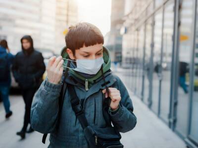 За сутки 1600 украинцев попали в больницу с COVID-19 - gordonua.com - Украина - Китай - Минздрав