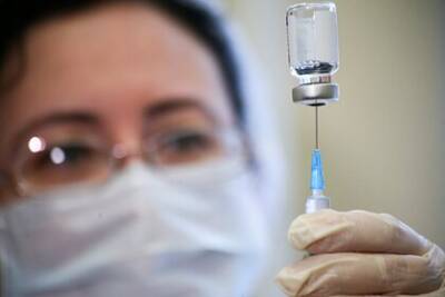 Российский врач назвал категорию людей с плохой реакцией на прививки - lenta.ru - Россия