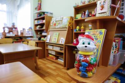 Из-за COVID-19 и ОРВИ в детских садах Петербурга закрыли более 20 групп - abnews.ru - Санкт-Петербург