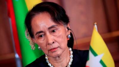 Аун Сан Су Чжи - Экс-лидер Мьянмы Аун Сан Су Чжи приговорена к 2 годам лишения свободы - golos-ameriki.ru - Бирма