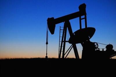 Цены на нефть начали расти - lenta.ru - Москва - Лондон
