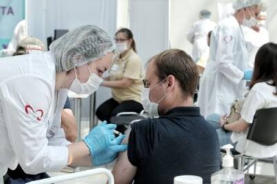 Мнения врачей об обязательной вакцинации разделились: 49,7% поддерживают, 50,3% – нет - novostidnya24.ru