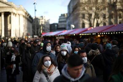 Франсуа Балл - В Британии рассказали о тысячах заразившихся омикрон-штаммом - lenta.ru - Англия - Лондон