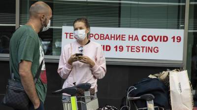 Анна Попова - Попова призвала приезжающих из-за границы повторно сдавать тесты на коронавирус - russian.rt.com - Россия