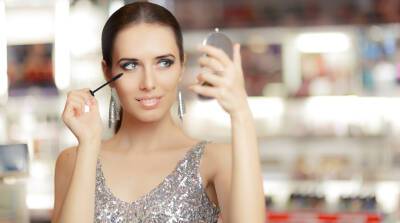 Девушка показала свое преображение с помощью макияжа и рассорила сеть (Видео) - belta.by - Белоруссия