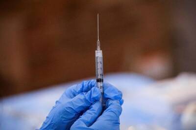 США разрешили использование бустерной дозы вакцины Pfizer для подростков 16-17 лет - unn.com.ua - Украина - Сша - Киев