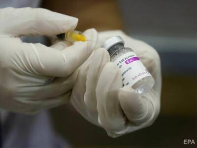 Сейчас в Украине находятся 300 тыс. доз COVID-вакцины AstraZeneca. Контрактов на дозакупку препарата нет - gordonua.com - Украина - Минздрав