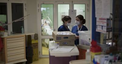 Во Франции количество госпитализаций из-за коронавируса достигло рекордного с декабря показателя - tsn.ua - Франция