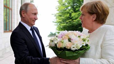 Александр Рар - На Украине переполох: Меркель может зарегистрировать «Спутник V» в ЕС - newdaynews.ru - Украина - Сша - Англия