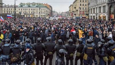 "Всё пошло не так": ради чего протестуют в России и что будет дальше - dp.ru - Россия - Москва - Хабаровск