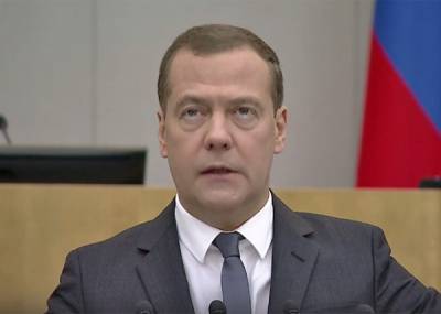 Дмитрий Медведев - Ярослав Нилов - Медведев считает, что пандемия оживила идею "четырехдневки" - nakanune.ru - Россия