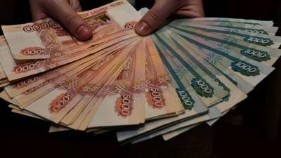 Аферист прикинулся сотрудником ГИБДД и заработал 1,5 млн рублей на петербуржцах - nation-news.ru - Петербурга