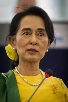 Аун Сан Су Чжи - Жителей Мьянмы призвали сопротивляться перевороту - nakanune.ru - Бирма