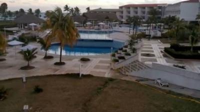 Вести в 20:00. Отпуск на Кубе: вместо пляжей – карантин и обсерватор - vesti.ru - Куба