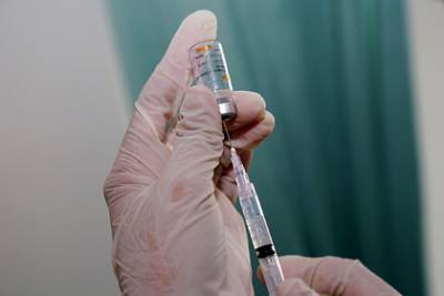 На Украине начали расследование по закупке вакцины от коронавируса - lenta.ru - Бразилия