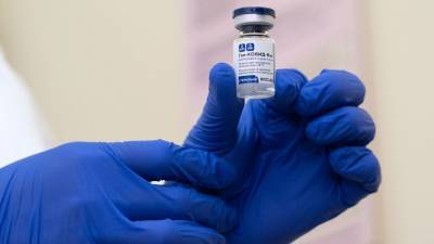 Бахрейн одобрил вакцину против коронавируса «Спутник V» - gazeta.ru - Россия - Сша - Бахрейн