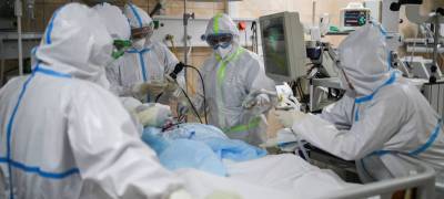 В Карелии врачи борются за жизнь восьми крайне тяжелых пациентов с коронавирусом - stolicaonego.ru - республика Карелия