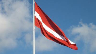 Латвия закрылась на въезд - hubs.ua - Англия - Швейцария - Латвия