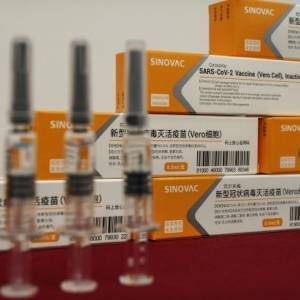 На Филиппинах ждут первую партию китайской вакцины Sinovac - reporter-ua.com - Филиппины