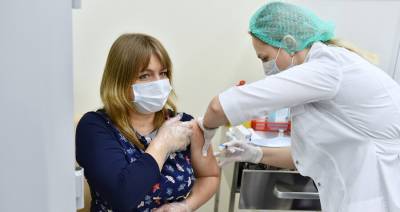 Дмитрий Песков - Песков оценил темпы вакцинации от коронавируса в России - m24.ru - Россия