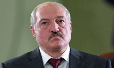 Александр Лукашенко - Переболевший коронавирусом президент Белоруссии закашлял на собрании и сорвал овации - og.ru