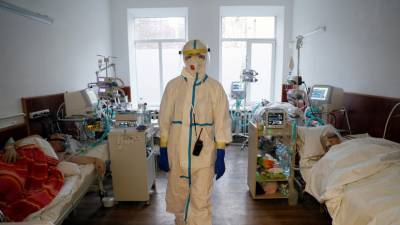 На Украине за сутки выявили более 4 тысяч случаев коронавируса - russian.rt.com
