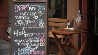 ЗакС Петербурга хочет разрешить ресторанам круглогодично размещать павильоны для обслуживания посетителей - piter.tv - Санкт-Петербург