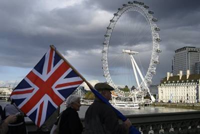 Британская экономика показал рекорд падения за всю историю подсчетов - minfin.com.ua - Украина - Англия