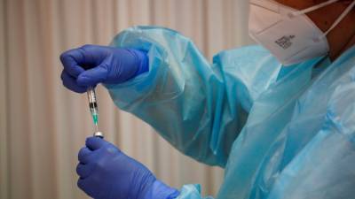 Власти Каталонии призвали расширить список вакцин в ЕС - russian.rt.com - Испания