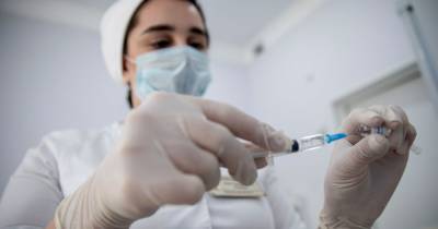 Виктор Ляшко - В Украине на вакцинацию записались уже почти 60 тысяч медиков, — Ляшко - dsnews.ua