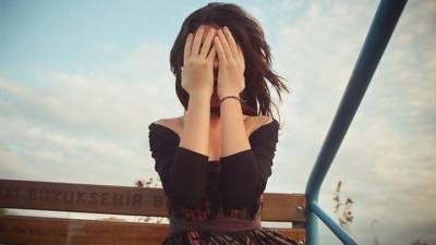 Игра в прятки с улыбчивым маньяком - vesti.ru - Россия - Кипр - республика Алтай