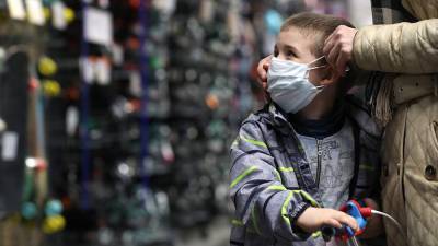 Евгений Тимаков - Врач заявил об опасности нового штамма коронавируса для детей - iz.ru - Израиль