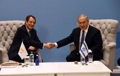 Израиль и Кипр заключили сделку по туризму для вакцинированных путешественников и мира - cursorinfo.co.il - Израиль - Кипр - Греция