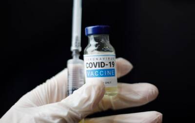 В Украине сегодня должны были начать вакцинацию от коронавируса: почему не получилось - real-vin.com - Украина - Киев
