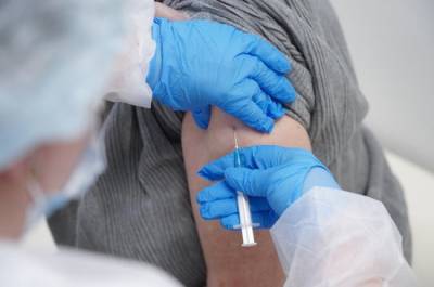 В Греции пациент скончался через восемь минут после вакцинации от COVID-19 - pnp.ru - Греция