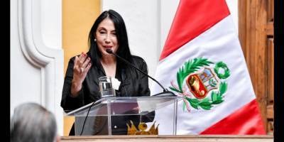 Министр иностранных дел Перу подала в отставку из-за вакцинации вне очереди - ruposters.ru - Китай - Перу