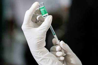 На Украине началась регистрация вакцины AstraZeneca - lenta.ru - Швеция - county Oxford